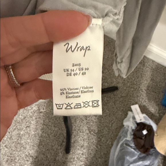 WRAP London, Light Grey LS Scoop neck Tee, Size 10, EUC - Picture 6 of 6